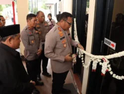 Kapolres  Resmikan Gedung Sentra Pelayanan  Kepolisian Terpadu (SPKT) Polres Banjarbaru