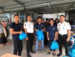 Lapas Batam Bagikan Paket Perlengkapan Mandi kepada Seluruh Warga Binaan