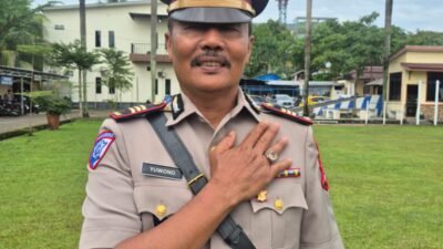 Patroli Jalan Kaki  Polsek Banjarbaru Utara, Antisipasi Gangguan Kamtibmas Jelang Ramadan