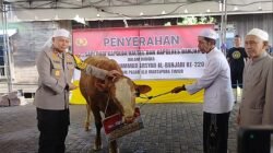 Penyerahan Sapi Dan Pengamanan Ketat, Bentuk sinergi Polda Kalsel Mendukung Haul Ke 220 Syekh Muhammad Arsyad Al Banjari