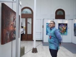 Aries Agung Paewai: Karya SMKN 12 Surabaya Sudah Level Industri