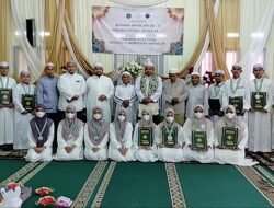 Program Amtsilati di Martapura Cetak Generasi Mampu Membaca Kitab Kuning, 3 guru RMA Di Wisuda