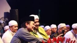 Ribuan Jemaah Bersholawat, Wagub Kalsel dan Habib Syech Sambut 1 Muharam 1448 H Di Asam Asam