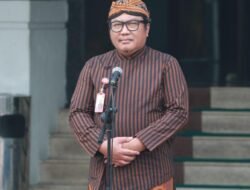 Pakde Henggar: Malam 1 Muharram/Suro Mari Kita Lakukan Berbagai Amalan yang Baik