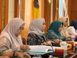 Pimpin Rapat Rutin Ketua TPPKK Hj. Fathul Jannah Bahas Beberapa Agenda Penting