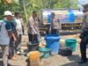 Polsek Banjarbaru Utara Salurkan 10.000 Liter Air Bersih untuk Warga Terdampak Kekeringan di Sungai Ulin