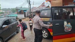 Inovasi “Si Amru” Polsek Batu Ampar, Kawal Kepulangan Murid SD N 002 Tanjung Sengkuang