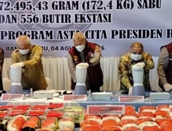 Polda Kalsel Musnahkan 172,4 Kilogram Sabu dan 556 Butir Ekstasi, Jaringan Fredy Pratama Kembali Terbongkar