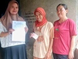 Pemdes Tanjung Aur 2 Salurkan BLT DD Tahap I Tahun 2026, 3 Keluarga Terima Rp300.000 Per Bulan