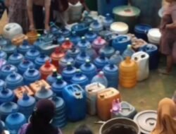 Air bersih jadi solusi warga terdampak Karhutla di Kabupaten Ketapang