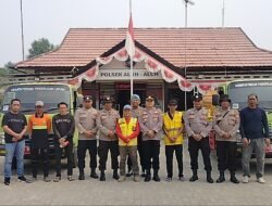 Kemarau Panjang, Polsek Aluh-Aluh Dan Kementrian PU Salurkan Air Bersih untuk Ratusan KK