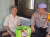 Kapolres Balangan Salurkan Bantuan BARAKALLAH untuk Lansia di Desa Sirap