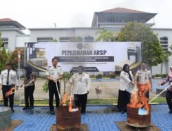 Lapas Batam bersama UPT Pemasyarakatan di Kepri Laksanakan Pemusnahan Arsip Fisik