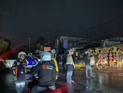 Angin Kencang Terjang Banjarbaru, Tiga Rumah dan Warung Bakso Rusak, Kerugian Capai Rp35 Juta