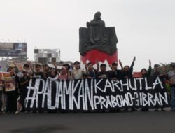 Aksi di Bengkulu Tuntut Tanggung Jawab Negara, Matikan Api Serentak! 